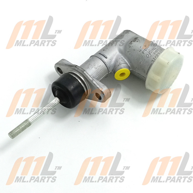 MASTER CYLINDER
